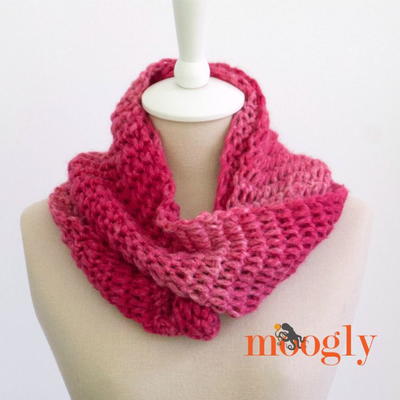 Top of the Tunisian Crochet Infinity Scarf