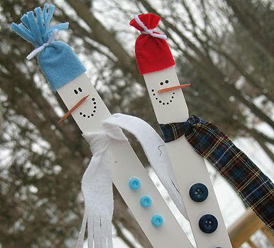 Paint Stick Snowmen