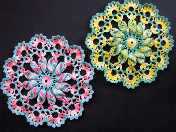 Pretty Pinwheel Doily Pattern