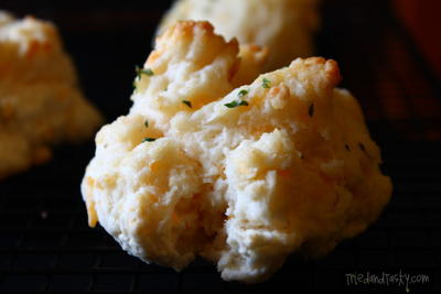 Copycat Red Lobster Cheese Biscuits