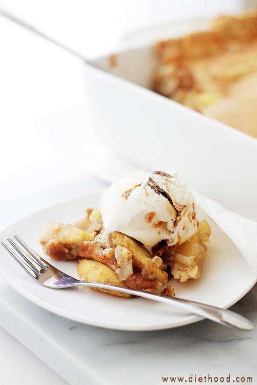 Apple Pie Cake with Cream Cheese Pie Crust