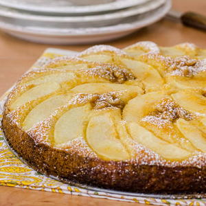 Old-Fashioned German Apple Cake