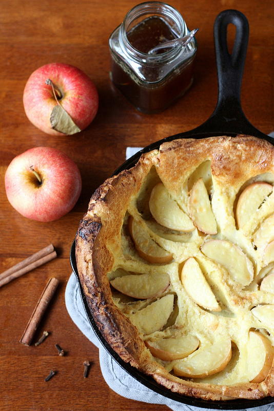 Apple Oven Pancake