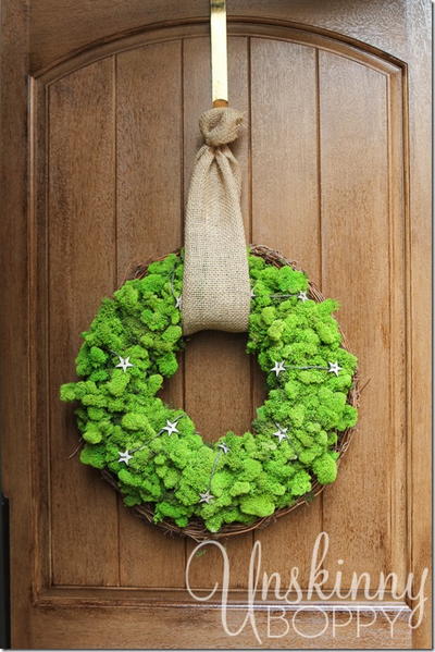 Reindeer Moss Christmas Wreath