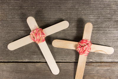 Simple Stick Cross Easy Popsicle Stick Crosses | FaveCrafts.com