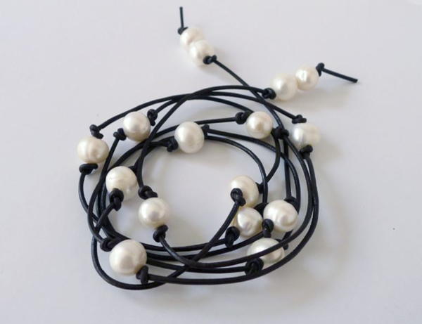 Knotty Pearls Leather Bracelet