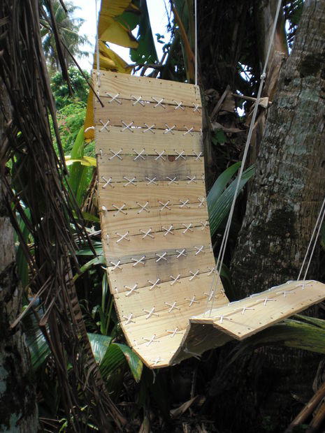 Tropical Hanging Paracord Pallet Chair