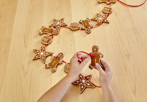 Gingerbread Cookie Garland Gingerbread Cookie Garland