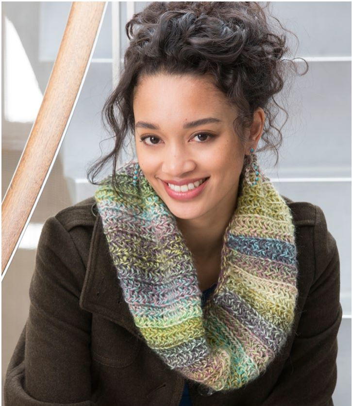 Everyday Crochet Cowl | AllFreeCrochet.com