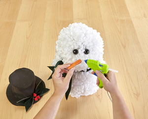 Fluffy White DIY Snowman Fluffy White DIY Snowman
