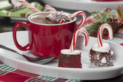 Hot Cocoa Dippers | MrFood.com