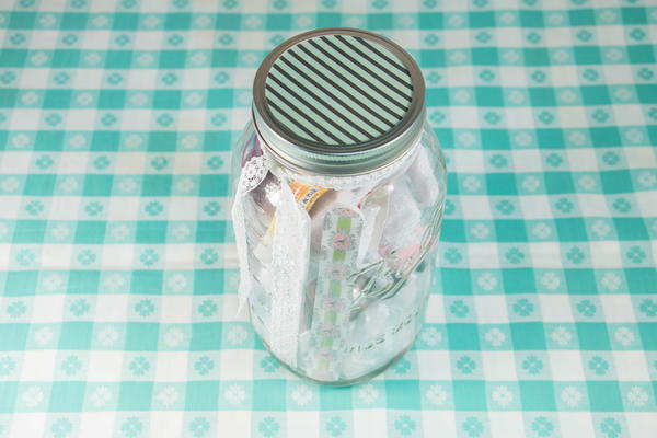DIY Spa Day Gifts in a Jar