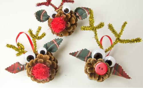 Pine Cone Reindeer Ornaments