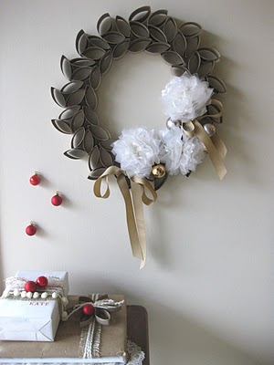 Fabulous Wreath from Toilet Paper Rolls