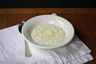 Slow-Cooker Buttermilk Grits