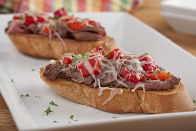 Roast Beef Crostini