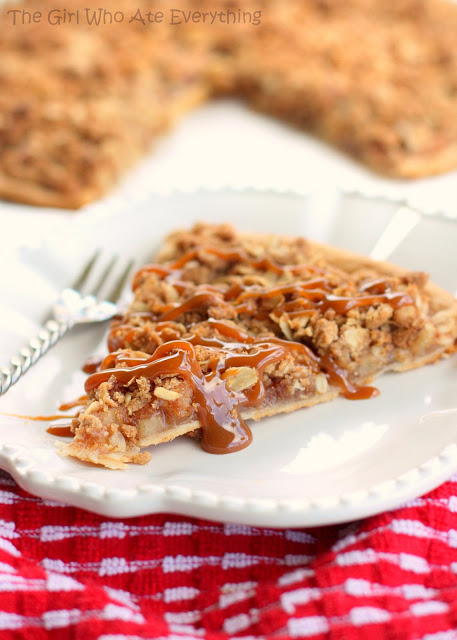 Perfect Apple Crisp Pizza