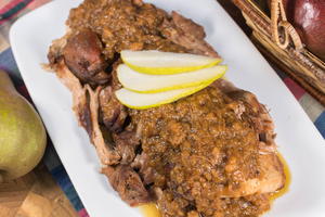 Braised Pork with Pears Braised Pork with Pears
