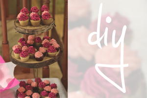 Diy Rustic Cupcake Stand Diyideacenter Com