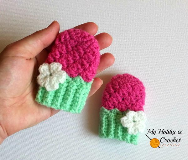 Blooming Berry Baby Mitten Pattern