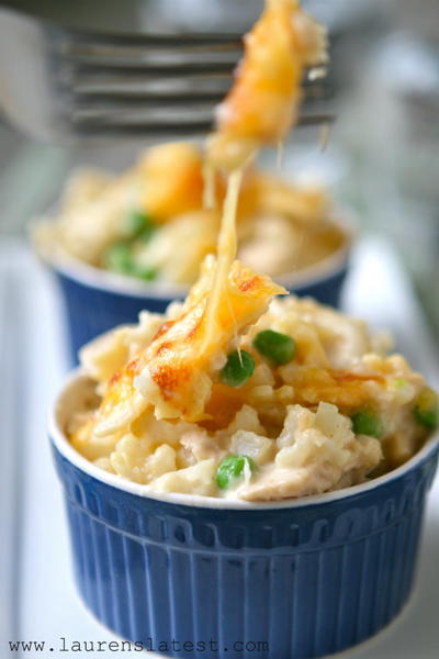 Easy Cheesy Tuna Casserole Recipe