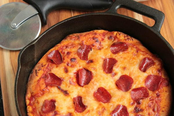 Easy Pizza Skillet