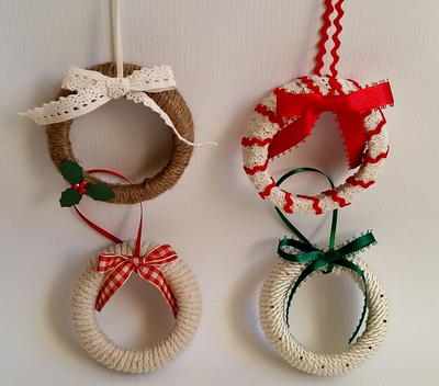 Mason Jar Lid Wreath Ornaments