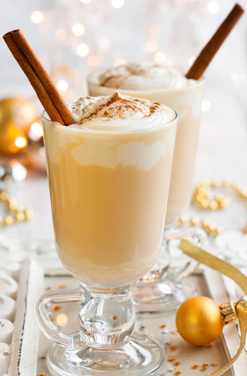 Homemade Holiday Eggnog Recipe | RecipeLion.com