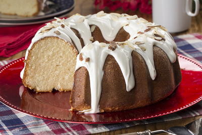 Mary Todd Lincoln's Presidential Cake