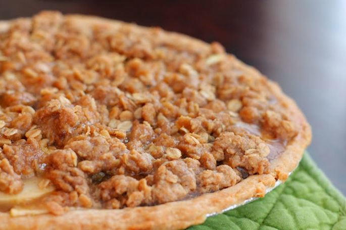 Easy Dutch Apple Pie Recipe 