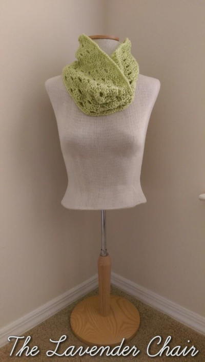 Stacked Shells Cowl