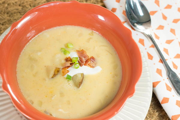 Loaded Bacon and Cheddar Baked Potato Soup