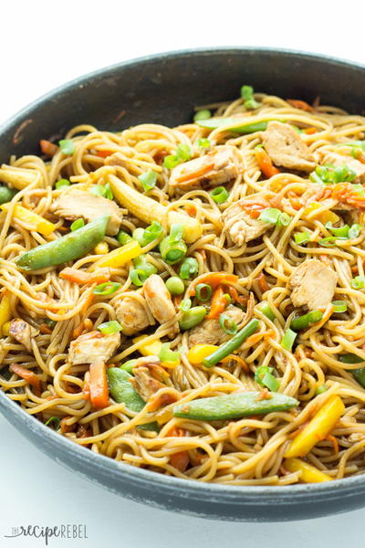 One Pot Chicken Chow Mein