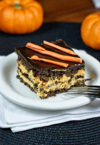 Halloween No-Bake Chocolate Eclair Dessert