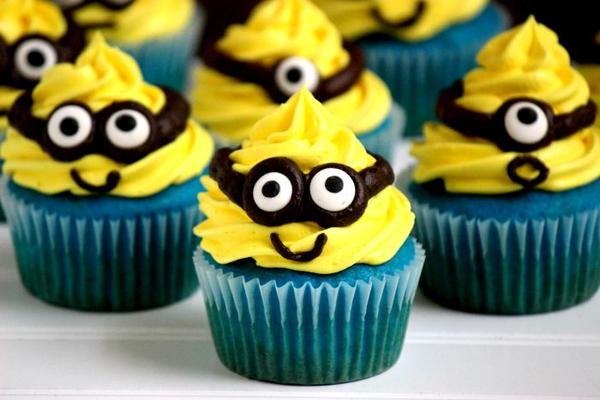 Yummy Minion Cupcakes