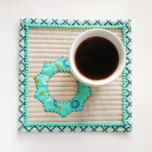 Winter Hues Mug Rug Pattern