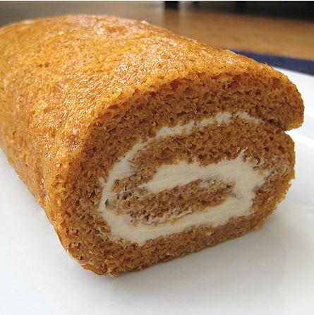 Easy Pumpkin Cake Roll