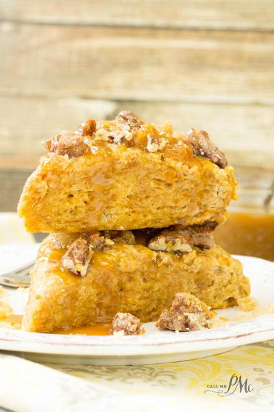 Sweet Caramel Scones with Pecan Crumble Topping