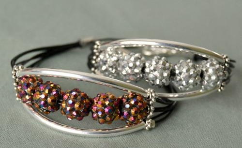 Glittery Tube Bead Bracelet | AllFreeJewelryMaking.com