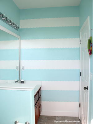 How to Paint a Striped Accent Wall | DIYIdeaCenter.com