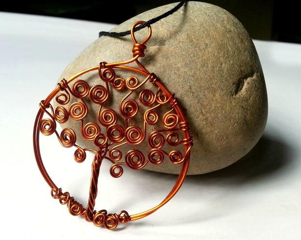 DIY Tree of Life Wire Pendant