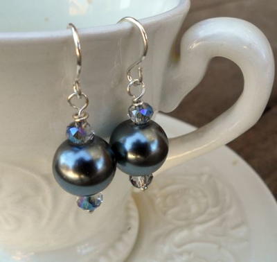 Black Glass Pearl Earrings