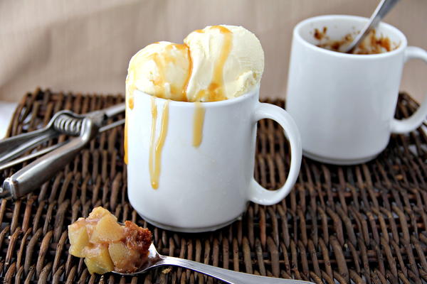 Apple Mug Cobblers