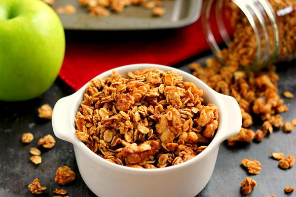 Apple Pie Granola