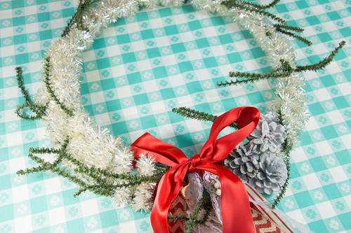 Glittery Pine Cone Wreath
