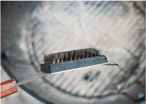 How to Clean Your Grill the Natural Way