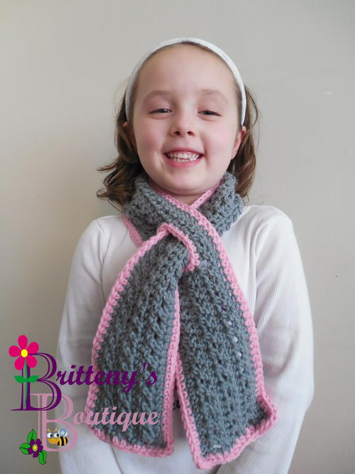 Little One S Keyhole Scarf Allfreecrochet Com Little One S Keyhole Scarf Allfreecrochet Com