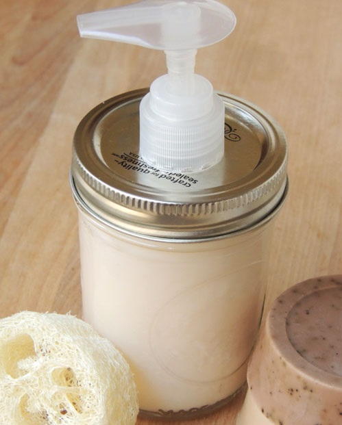 10 Minute Liquid Soap and Mason Jar Dispenser