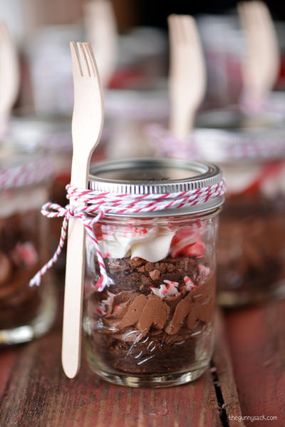 Peppermint Brownies in a Jar
