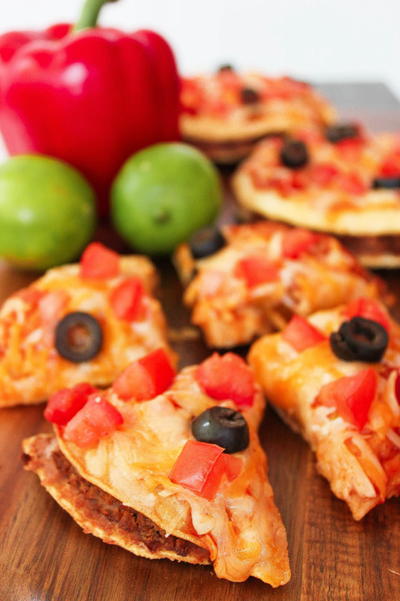 Copycat Mexican Pizza